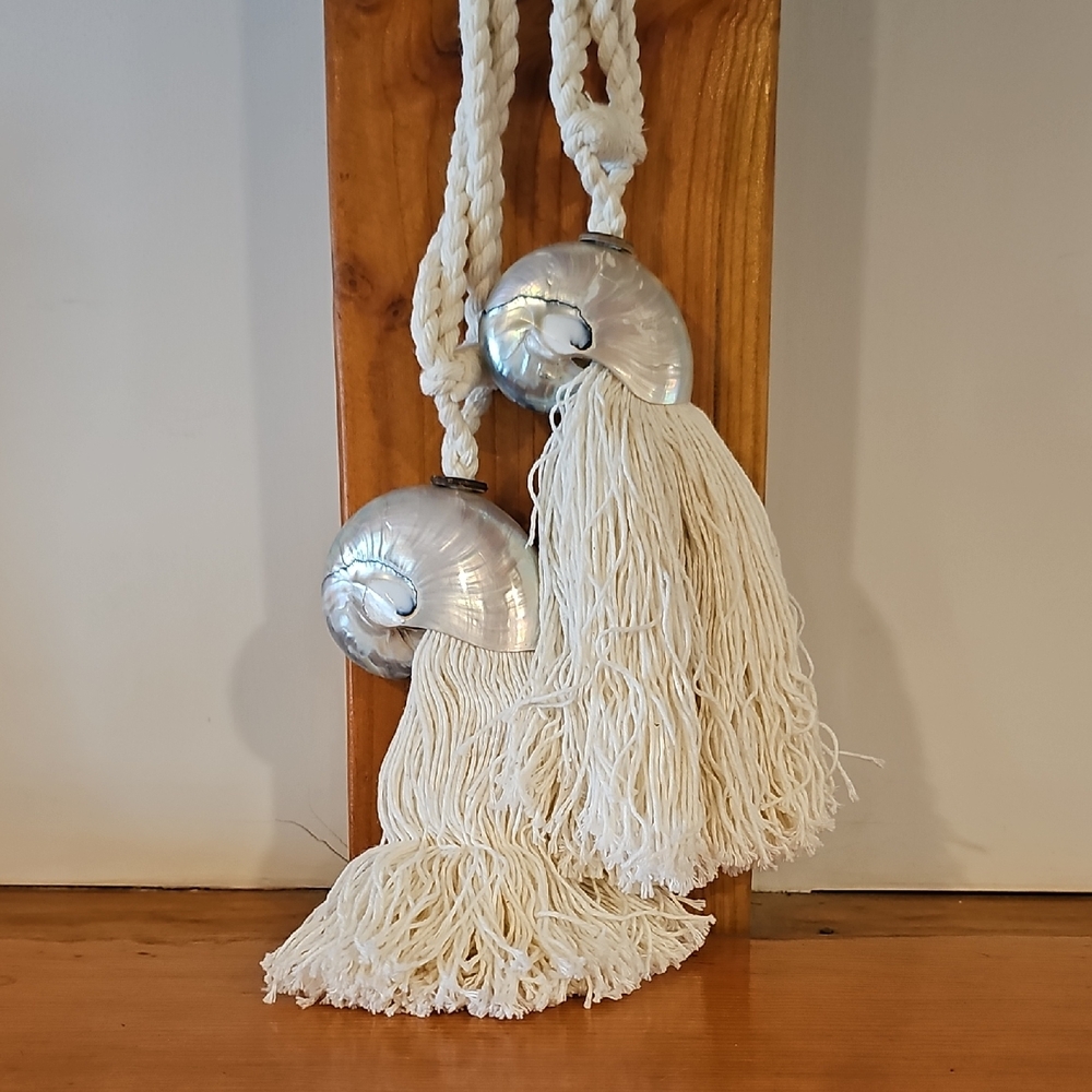 Elegant Nautilcal Shell Tassel Tie Backs